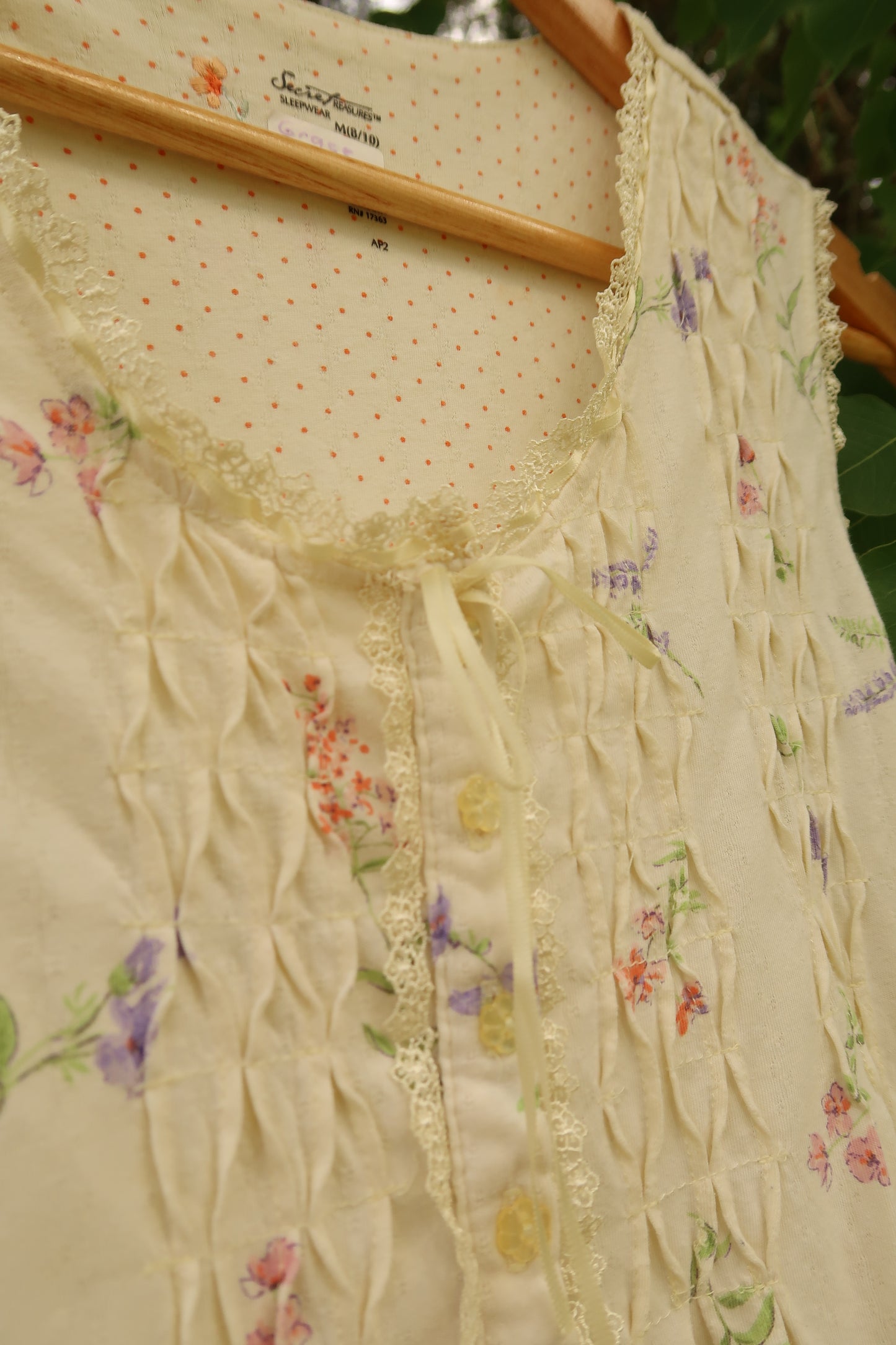 Vintage Floral Nightgown (M)