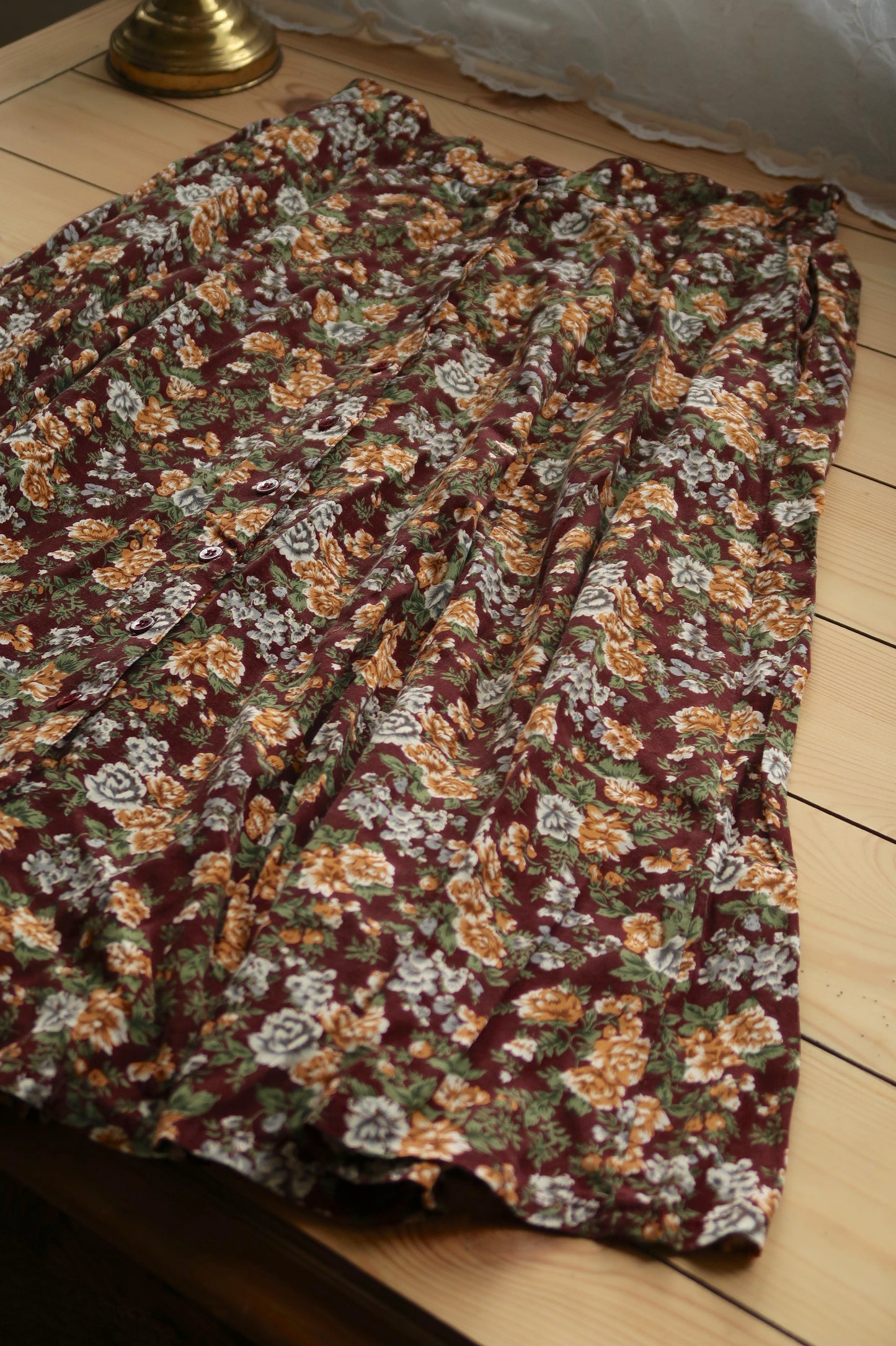 Vintage Floral Skirt (14/16)