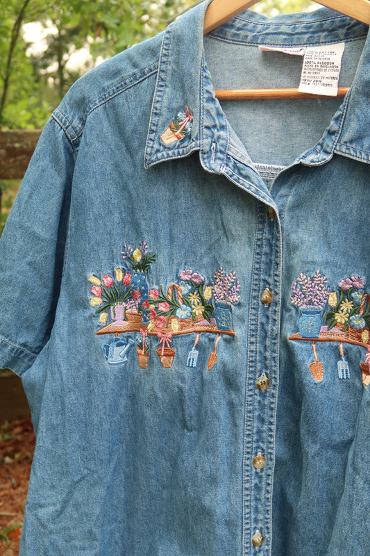Vintage Spring Embroidered Blouse (18/20W)