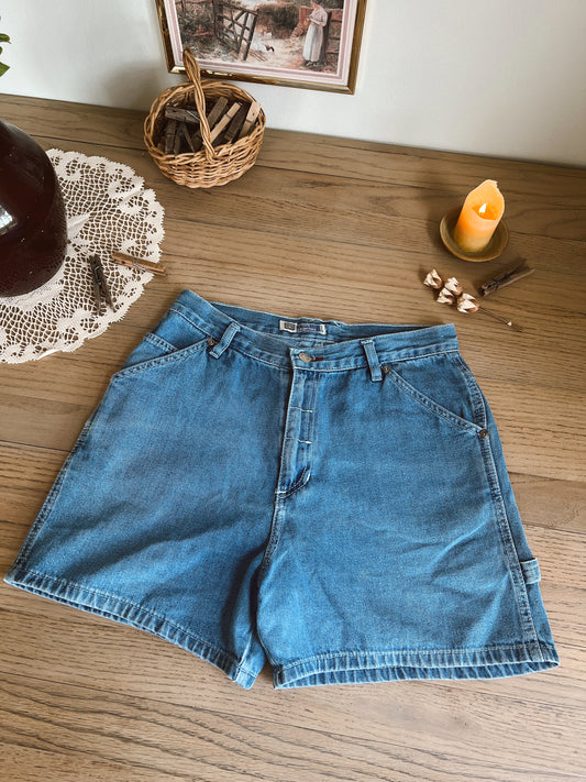 Classic Vintage Denim Shorts (28”)