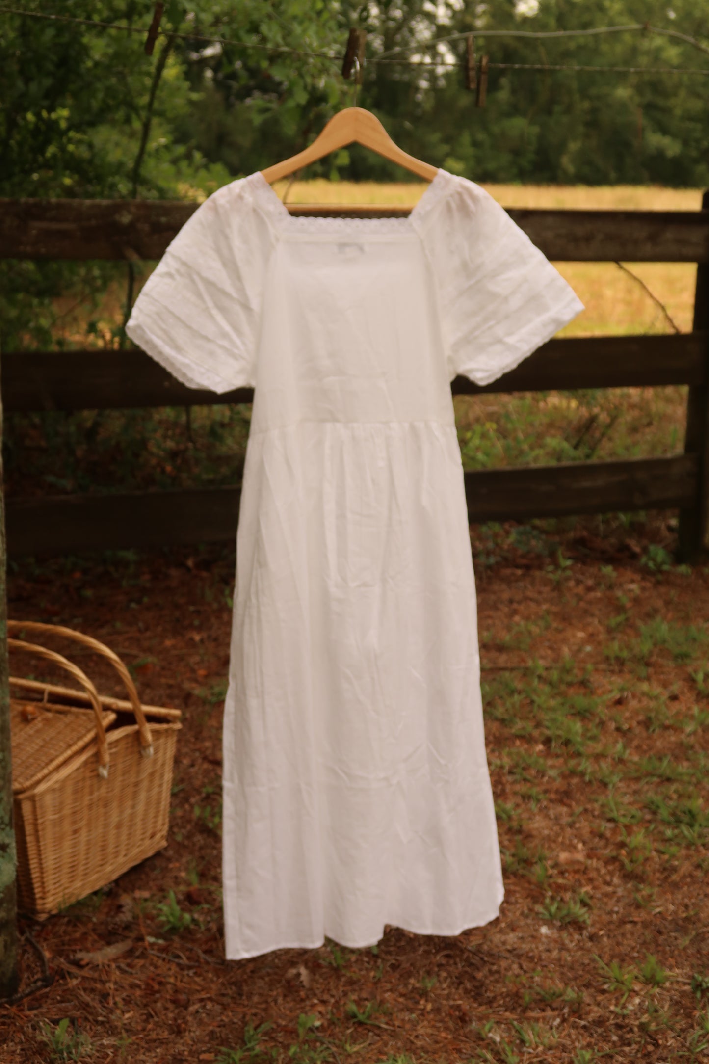 Dreamiest Daintiest Vintage Dress (XS-M)