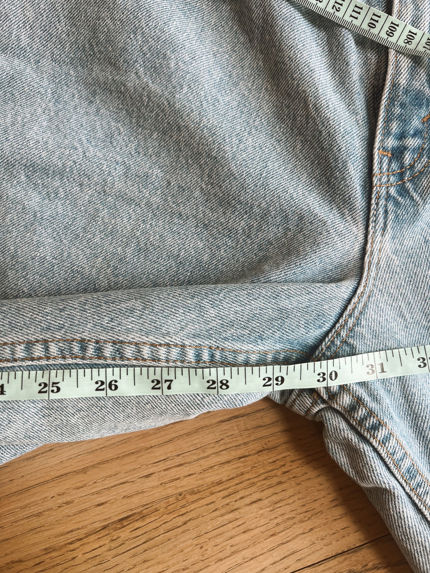 Vintage Levis (30"W)