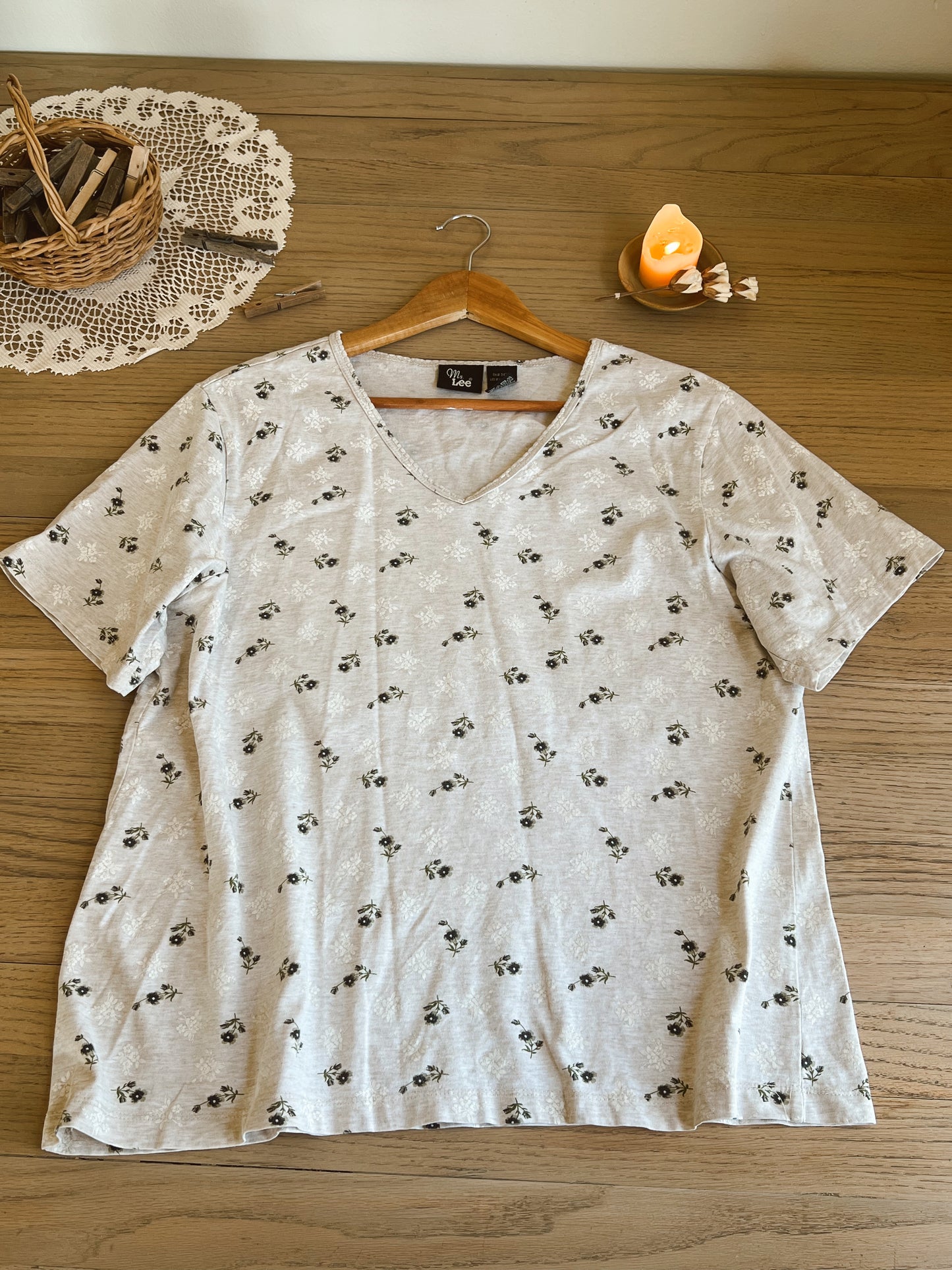 Precious Ms. Lee Floral Tee (XL)