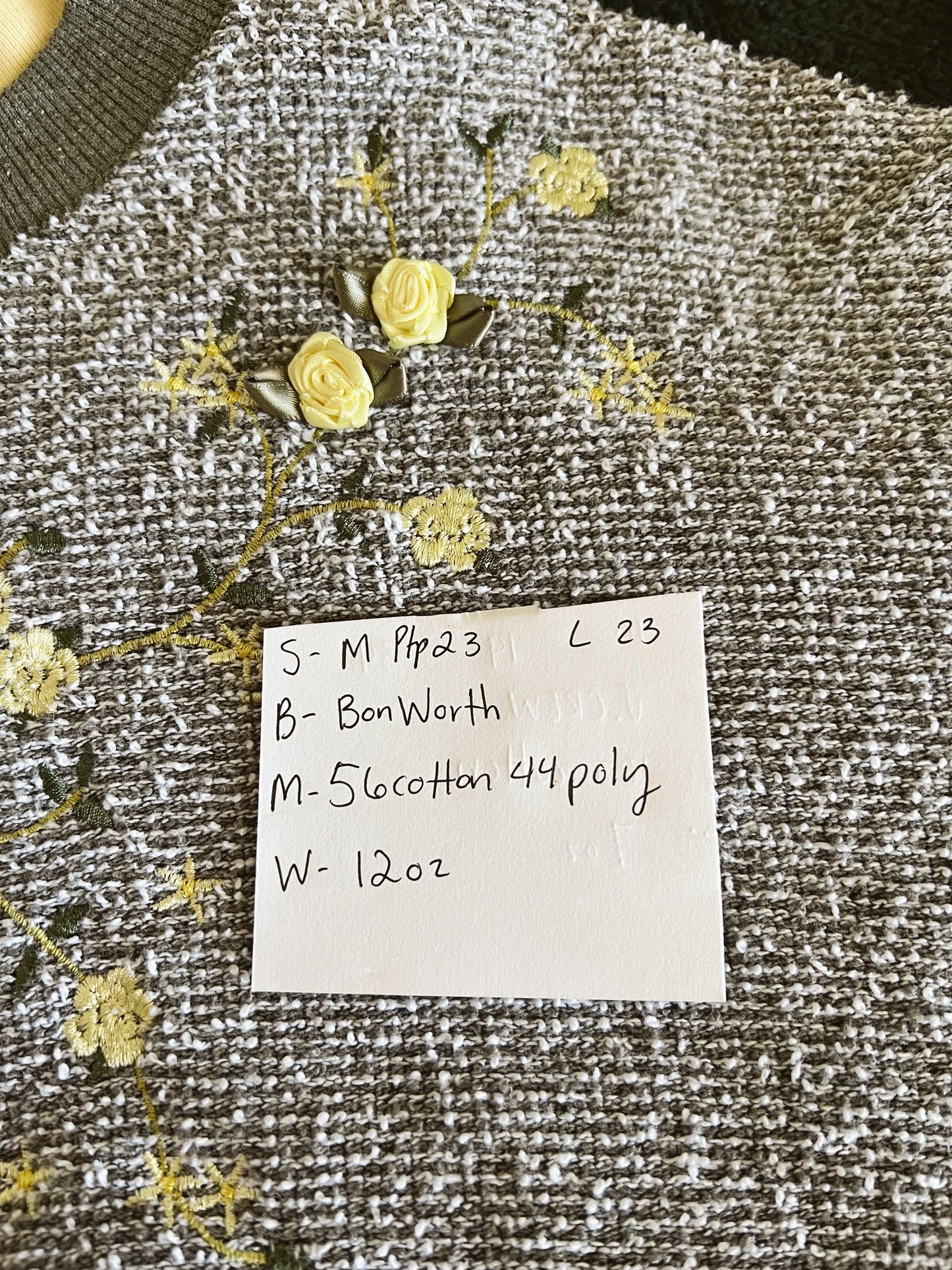 Dainty Vintage Sweater (M)
