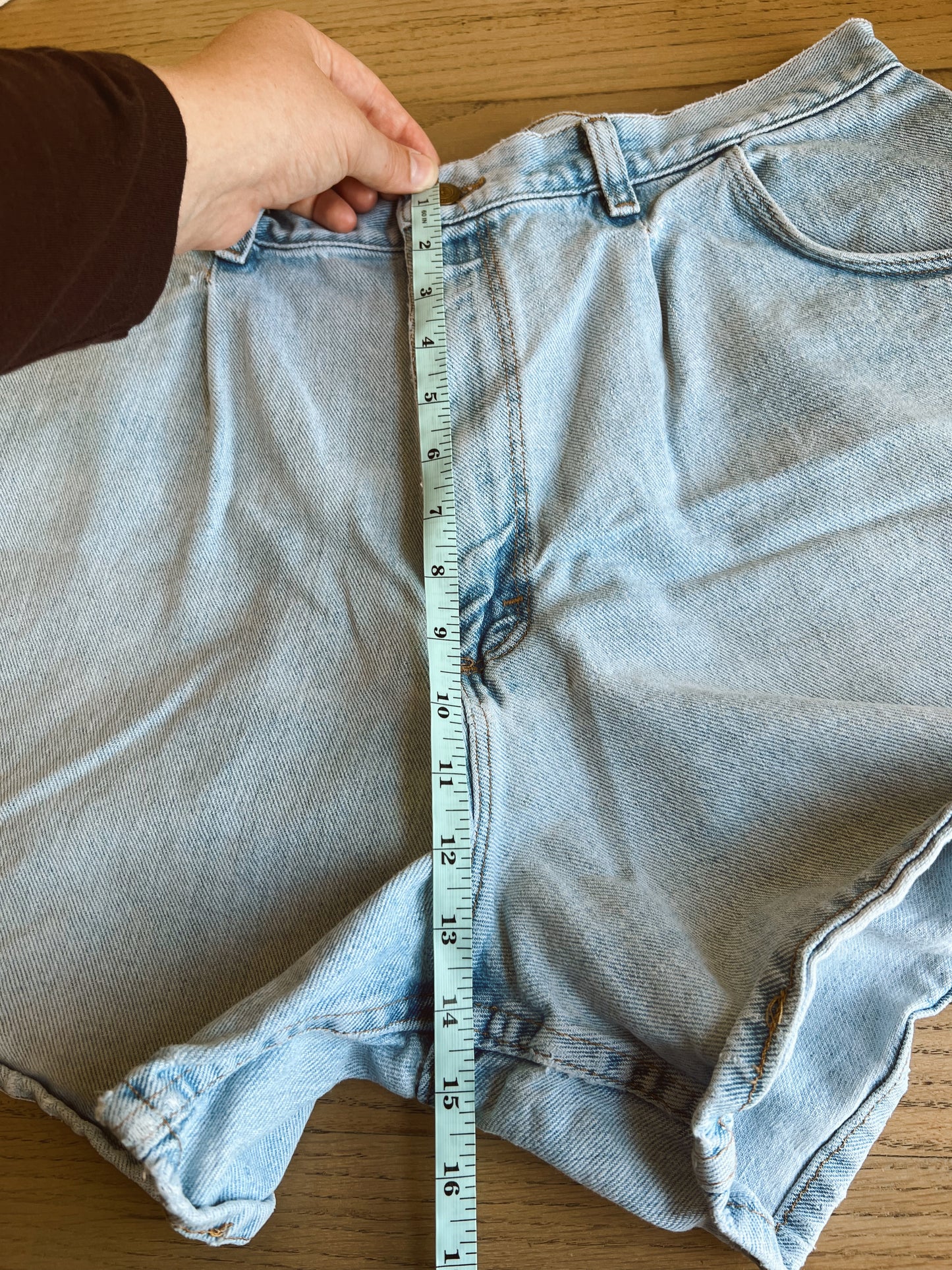 Light Wash Wrangler Denim Shorts (34”W)