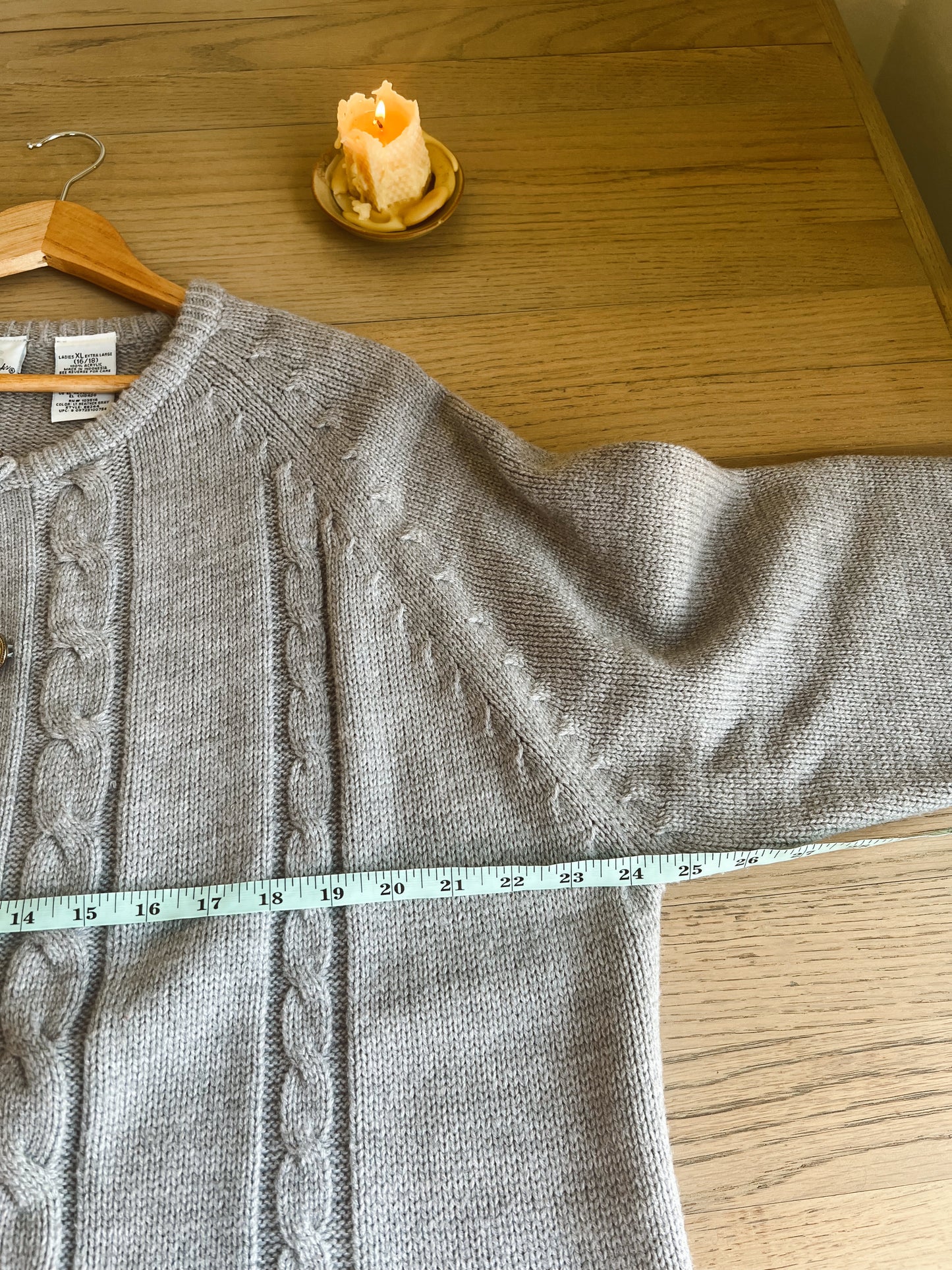 Dreamy Vintage Cardigan (XL)