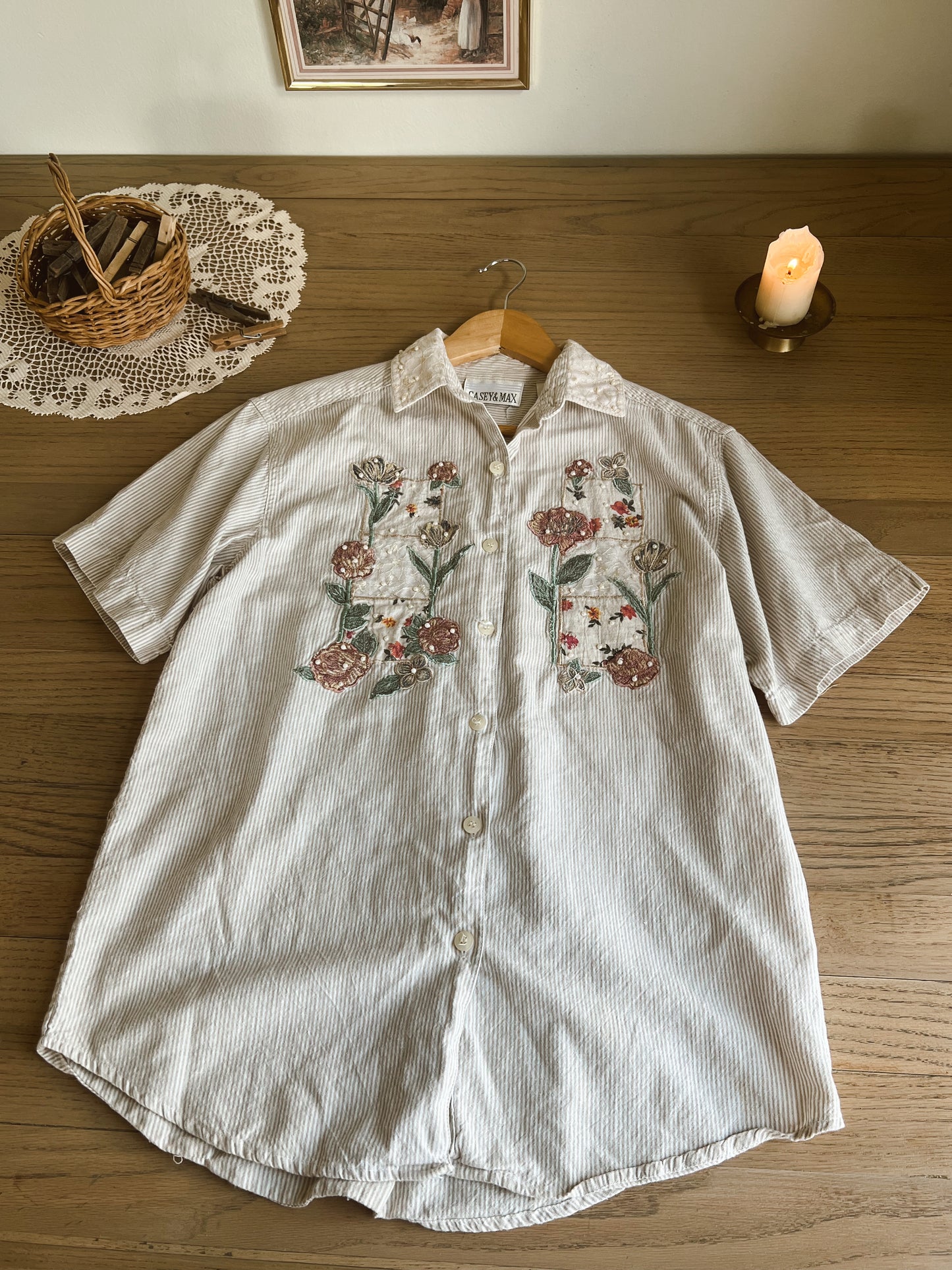 Vintage Embroidered Button Up (S)