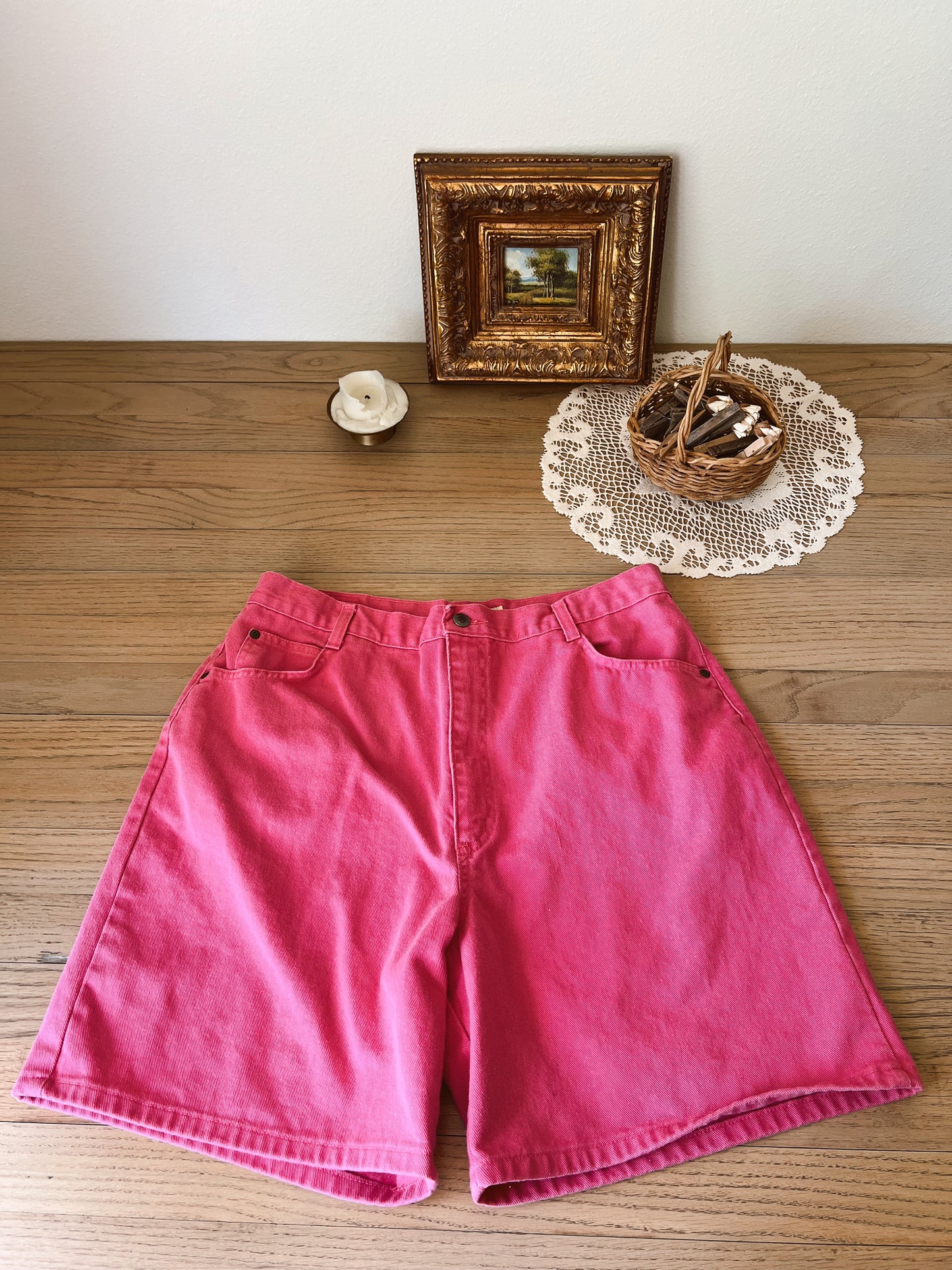 Vtg Denim Shorts (32”W)