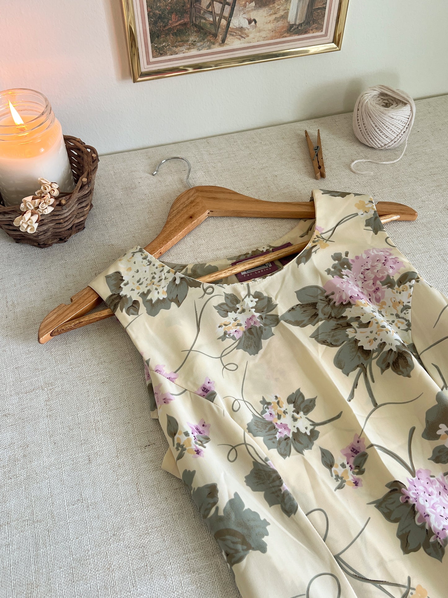Vintage Floral Dress (6/8)