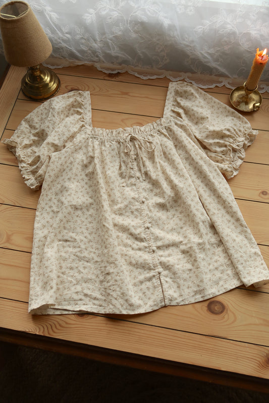 Dainty Floral Blouse (XL)