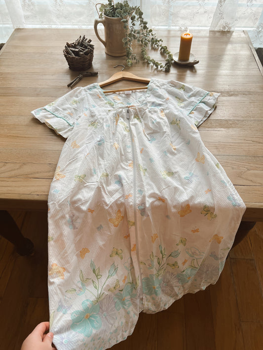 Adorable Vtg Nightgown (M/L)