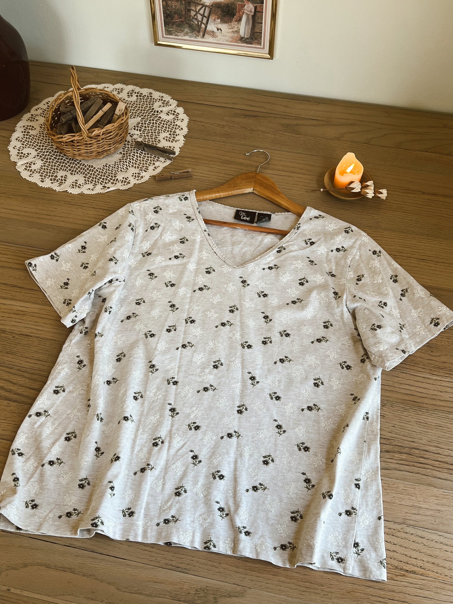 Precious Ms. Lee Floral Tee (XL)