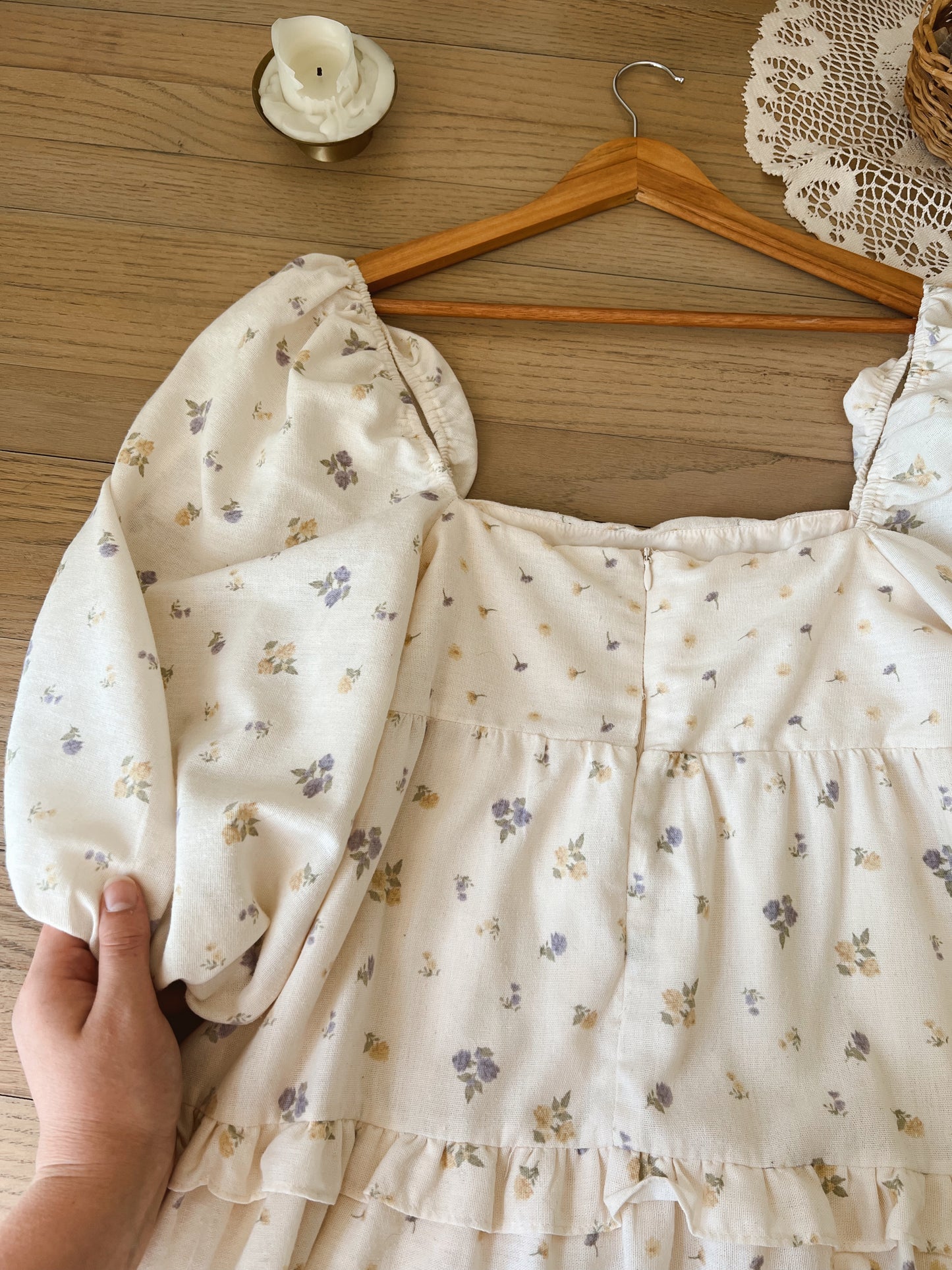 Gorgeous Floral Dress (L)