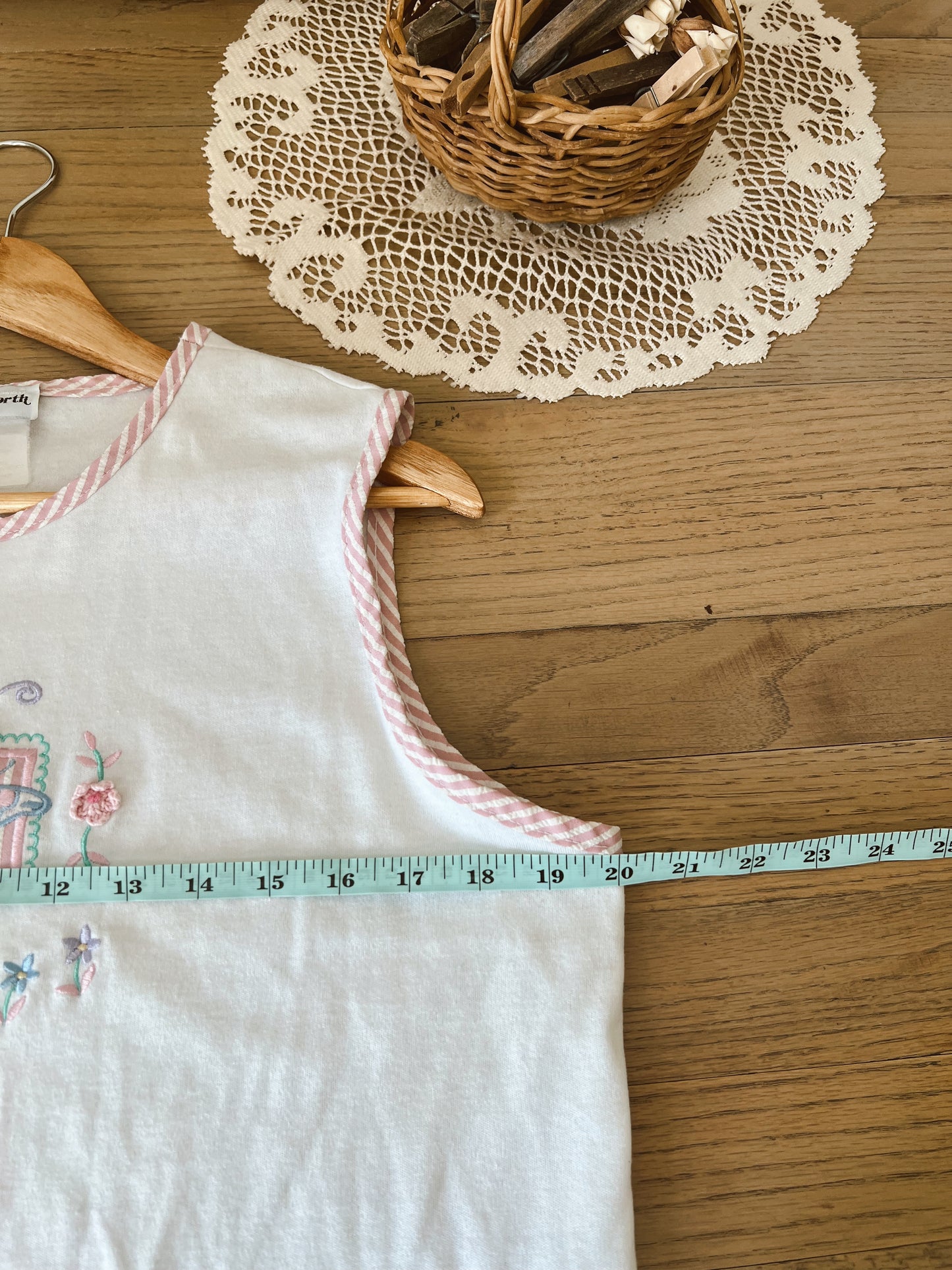 Vtg Embroidered Tank (M)