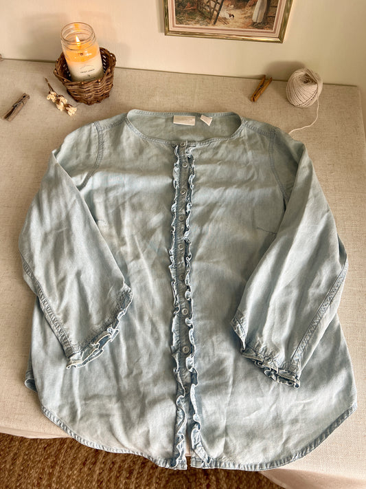 Adorable Ruffle Blouse (XL)