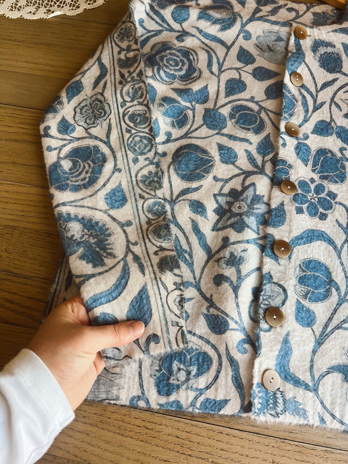 Gorgeous Wool Cardigan (M/L)