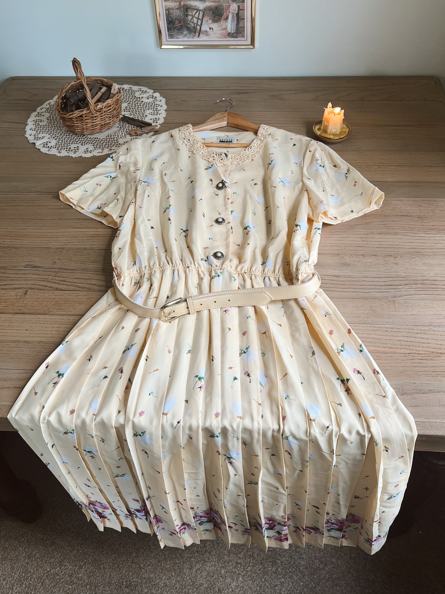 Vintage Dress (16”W)