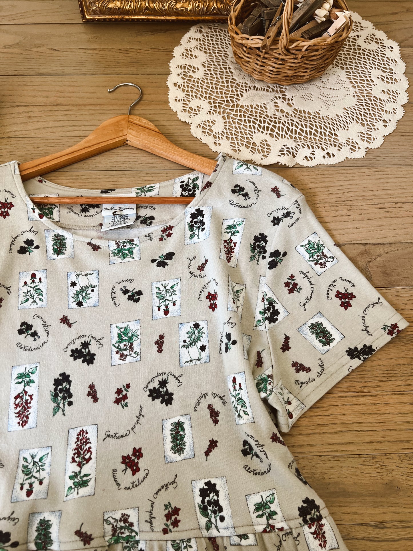Floral Vintage Dress (XL)