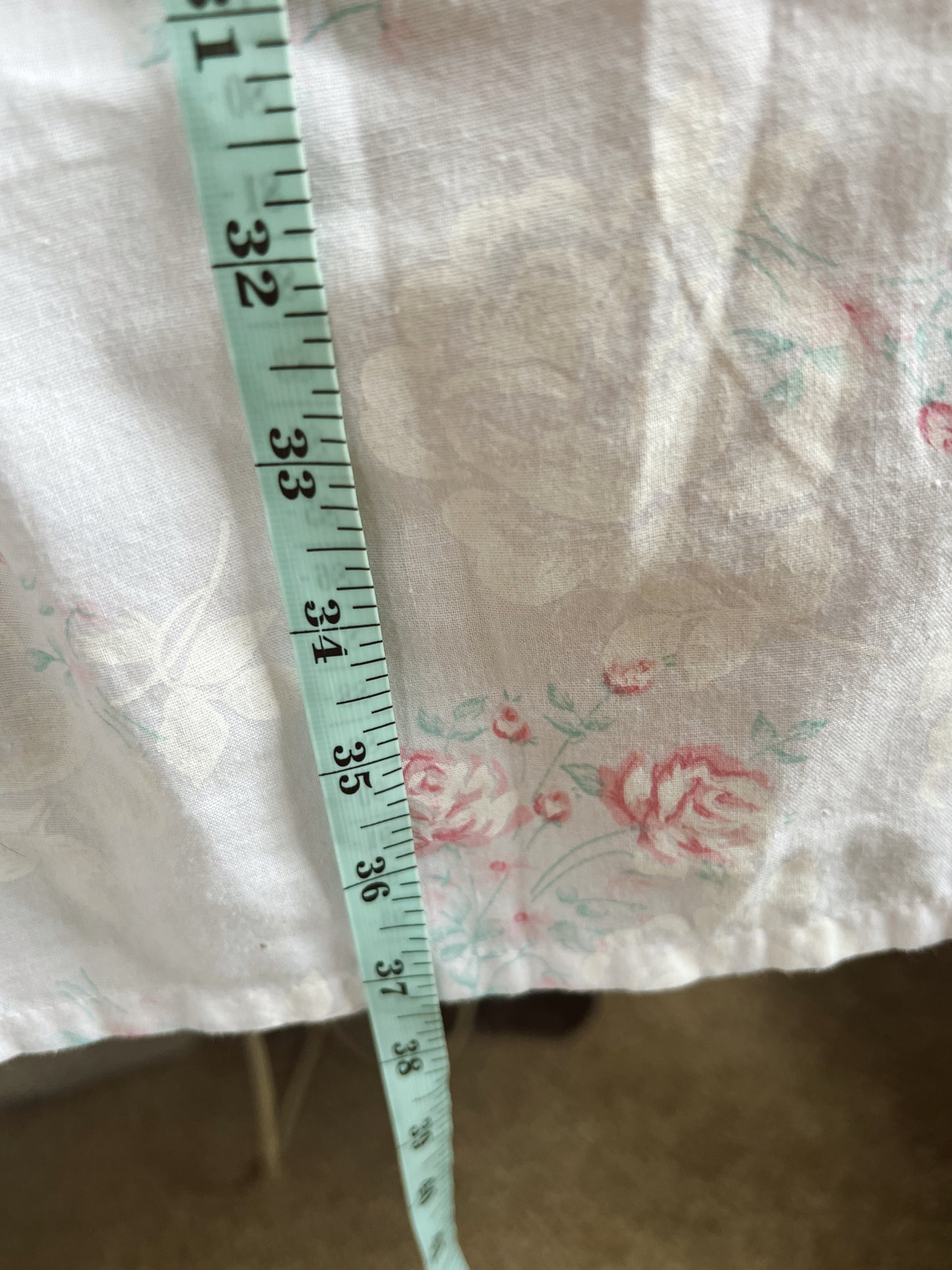 Dainty Nightgown (M)
