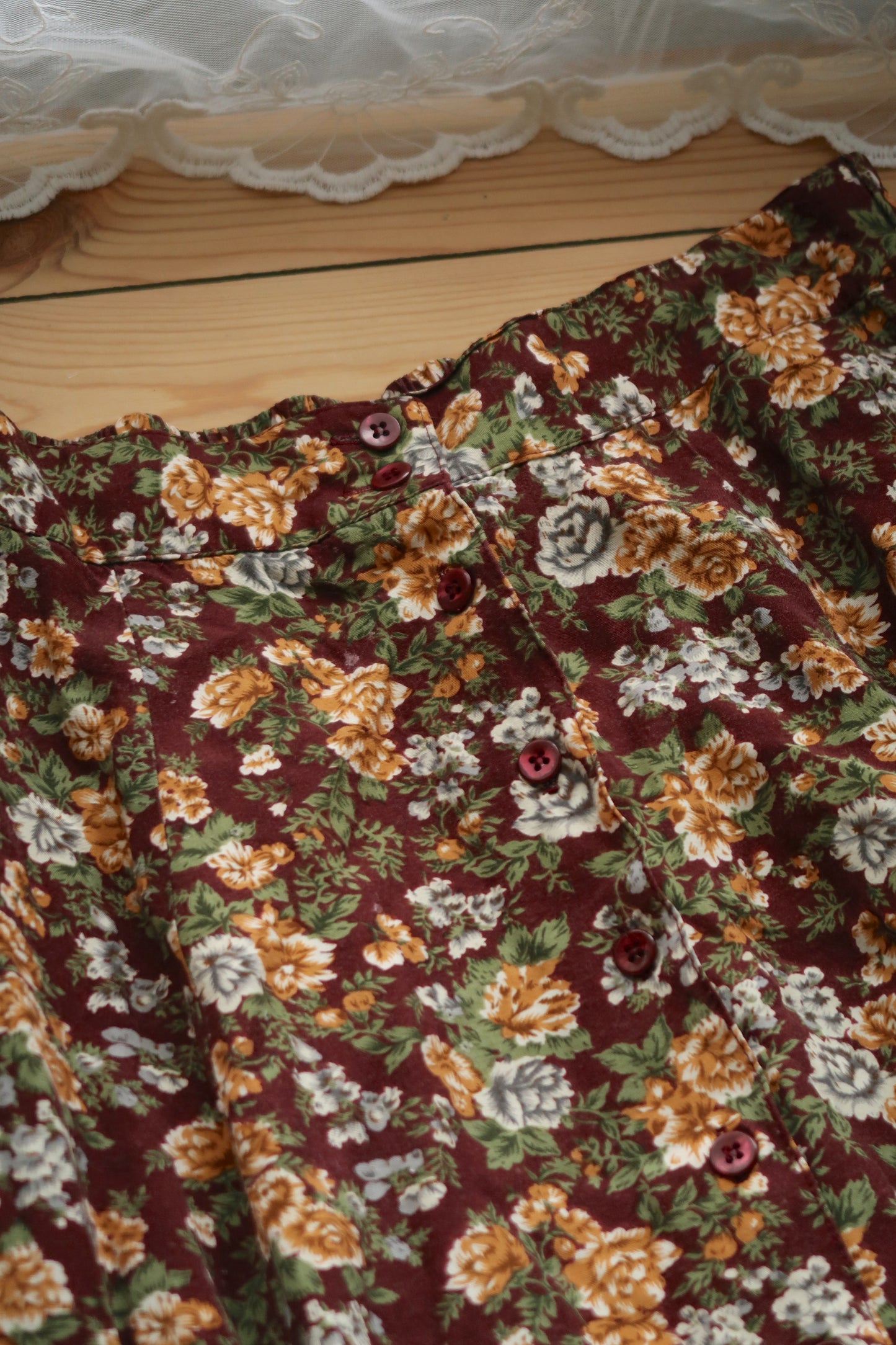 Vintage Floral Skirt (14/16)