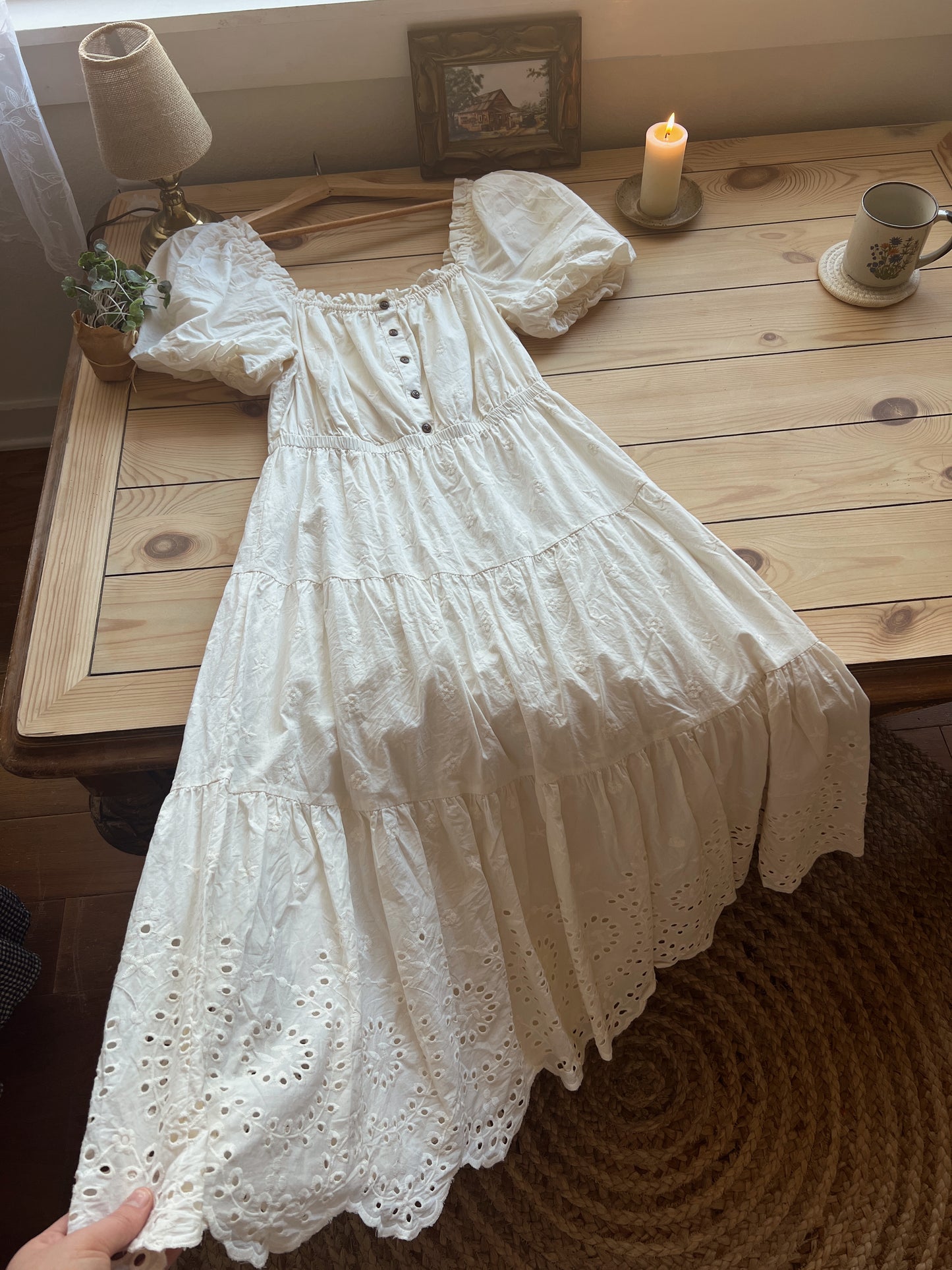 Dreamy Puff Sleeve Dress (M)