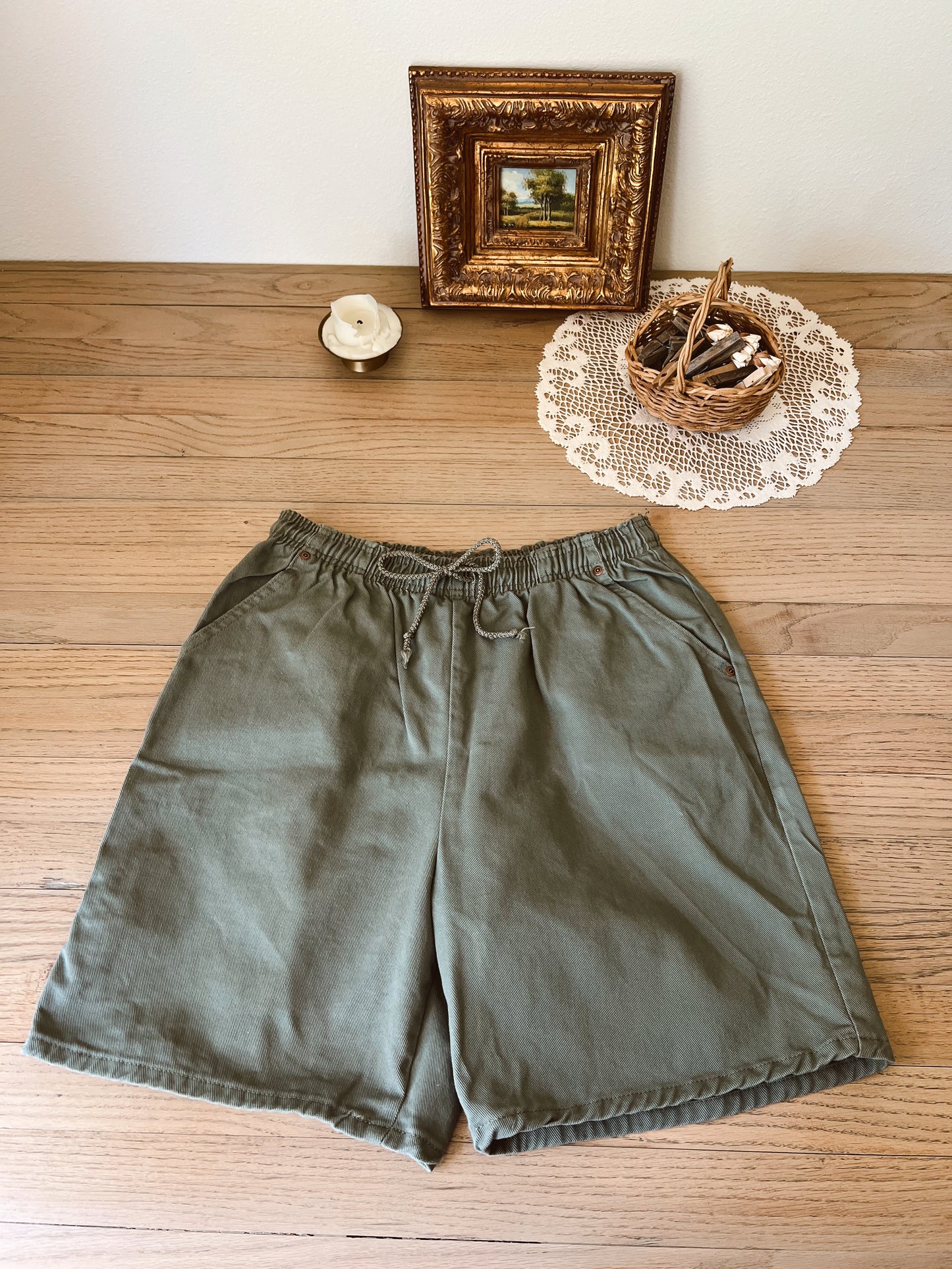 Vtg Denim Shorts (30”W)
