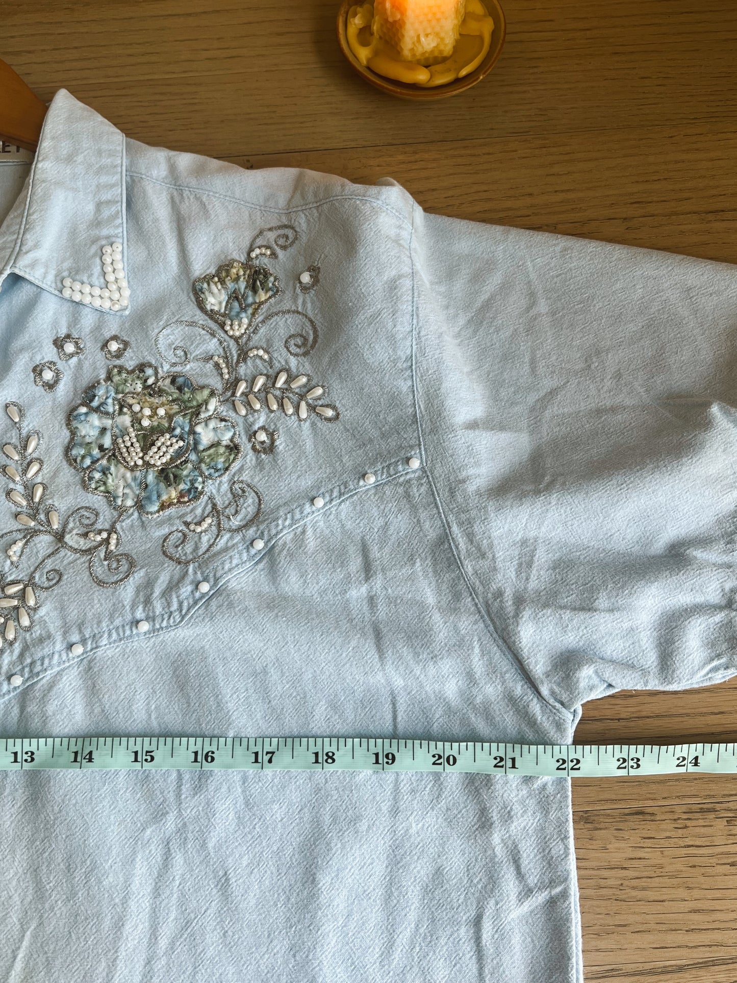 Vintage Light Wash Button Up (M)