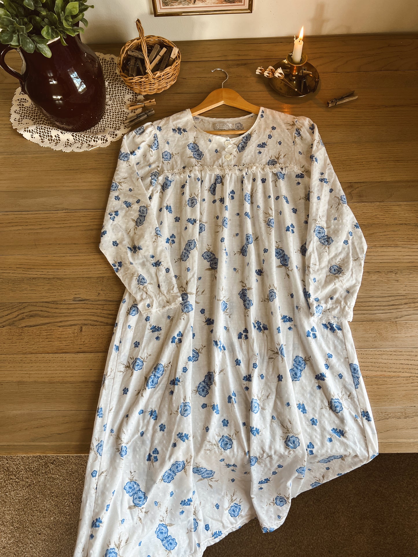 Dainty Vintage Mumu (M)