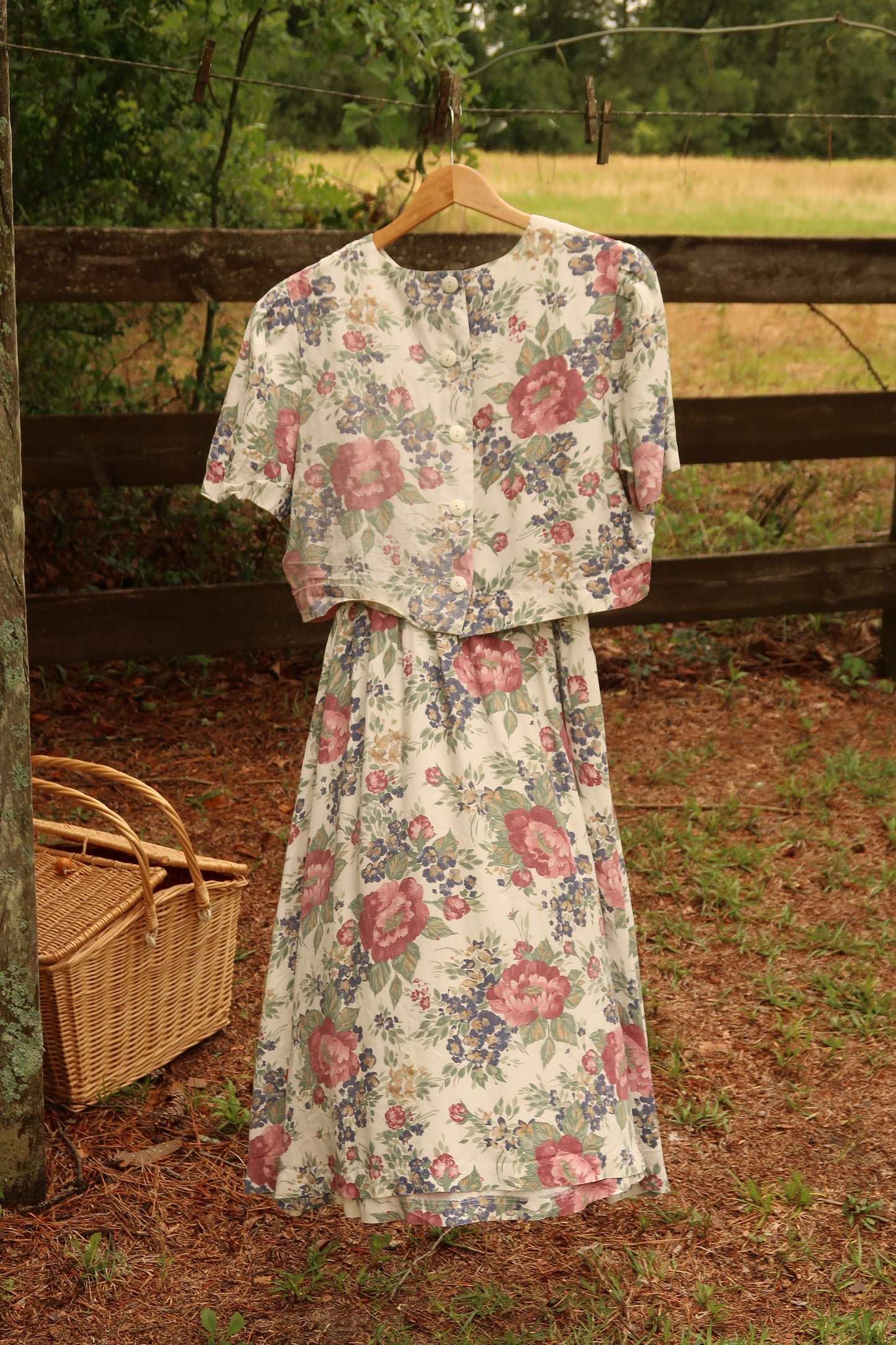 Vintage Floral Dress (M/L)