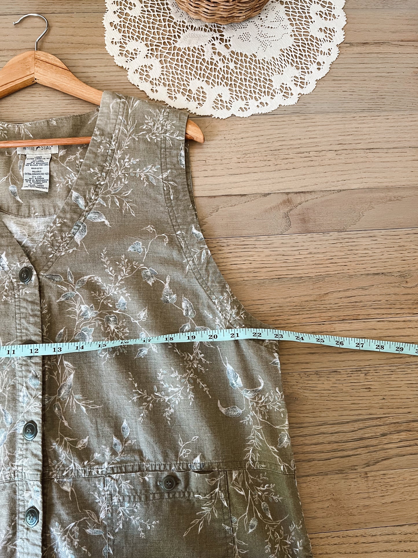 Vintage Floral Vest (XL)