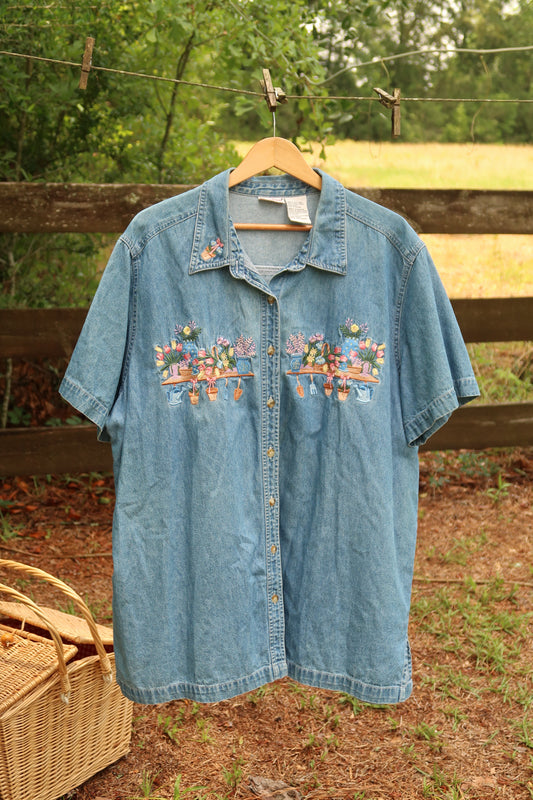 Vintage Spring Embroidered Blouse (18/20W)