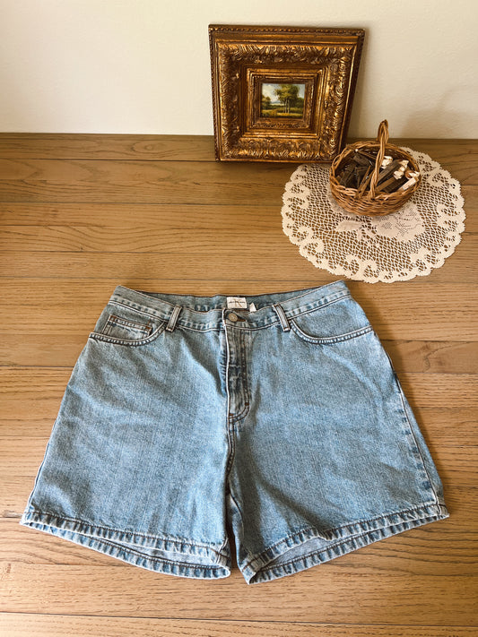 Vintage Calvin Klein Shorts (32”W)
