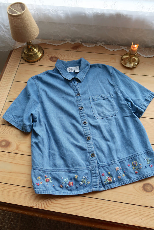 Vintage Button Up (L)