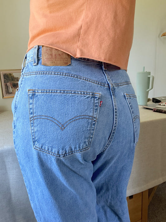 Levi’s (40”W)