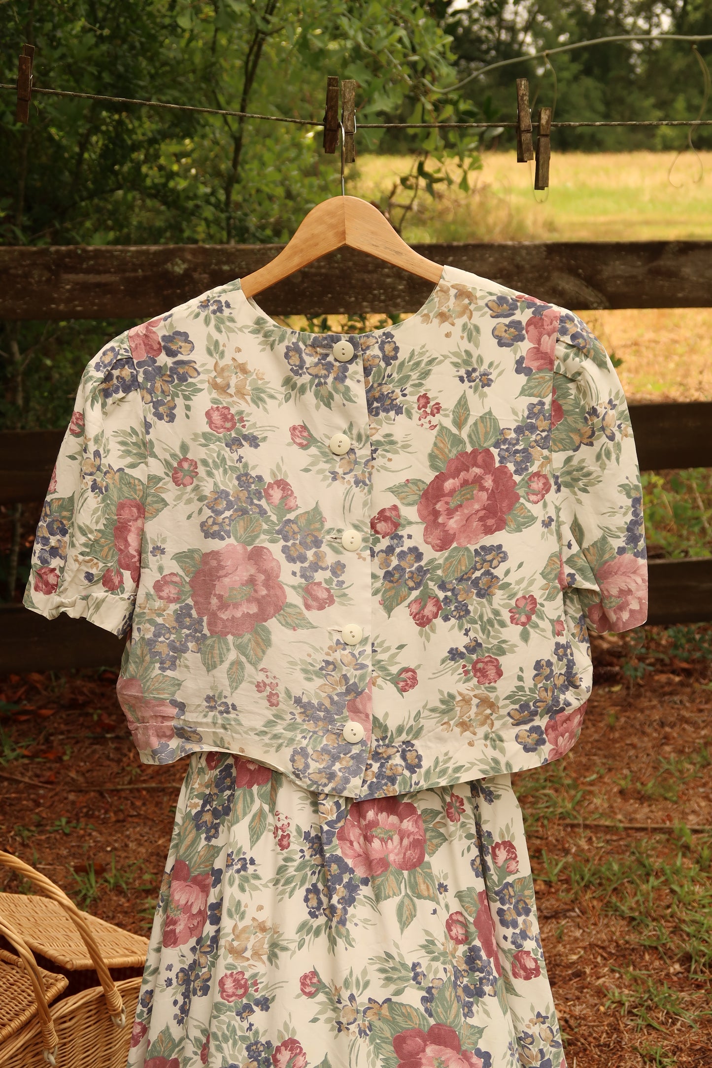 Vintage Floral Dress (M/L)