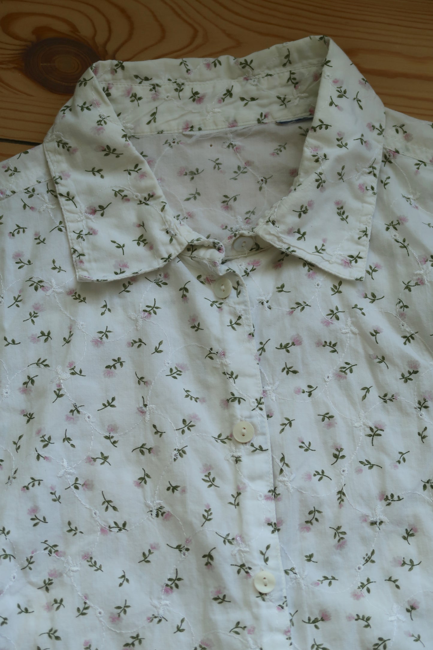 Dainty Floral Blouse (XL)