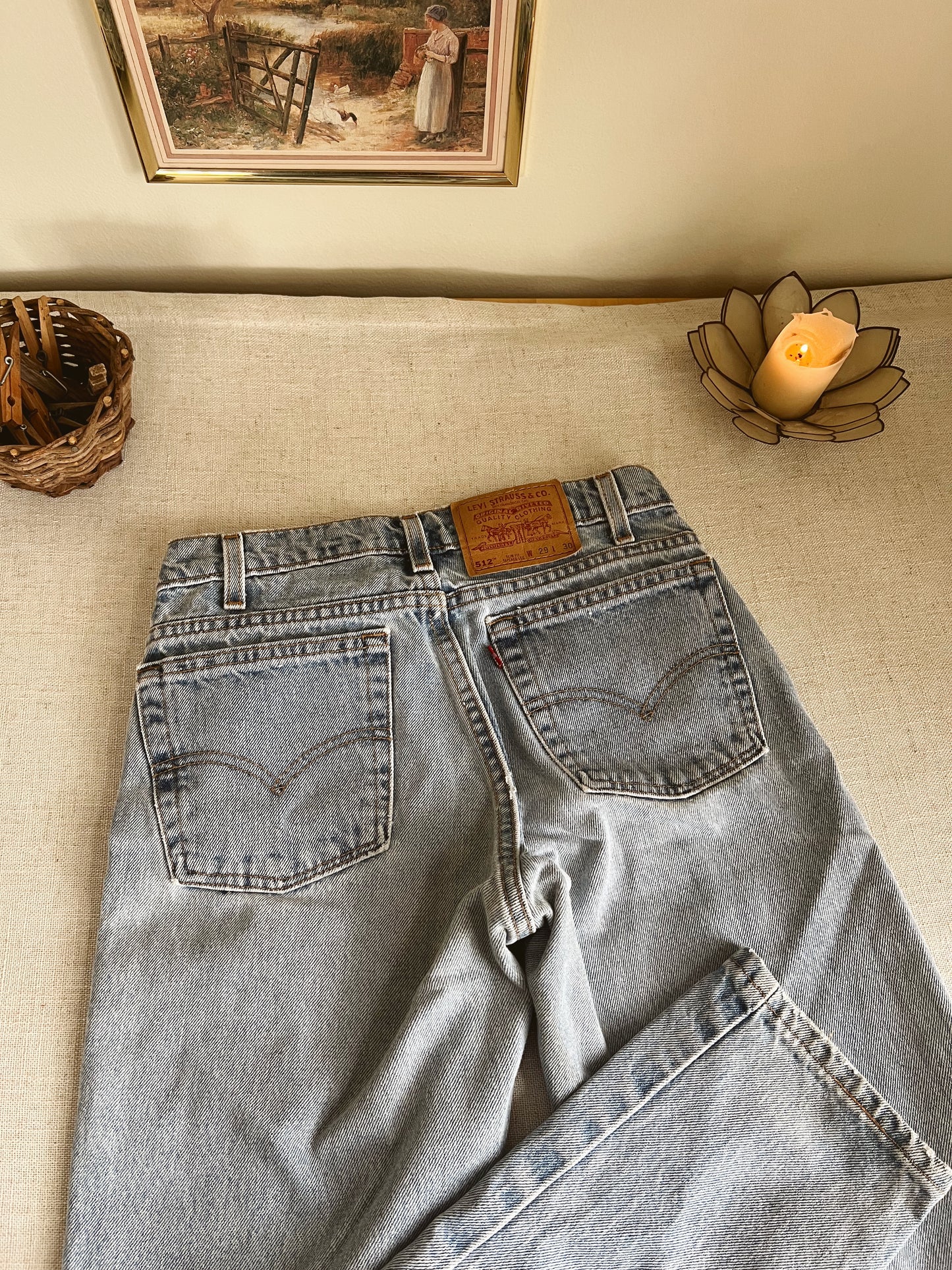 Vintage Lightwash Levi’s (W29”)
