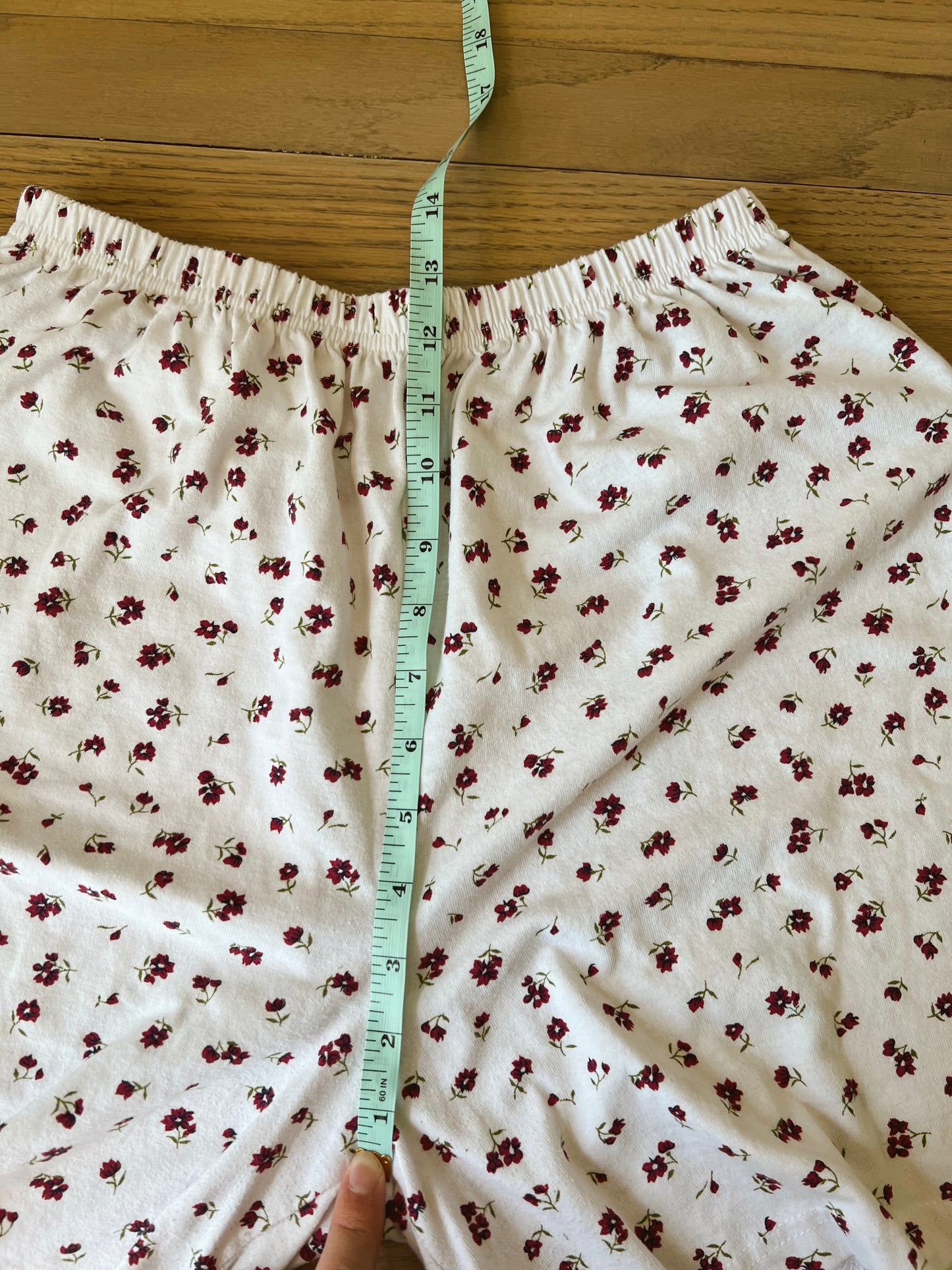 Vtg Floral Shorts (24-28”W) (M/L)