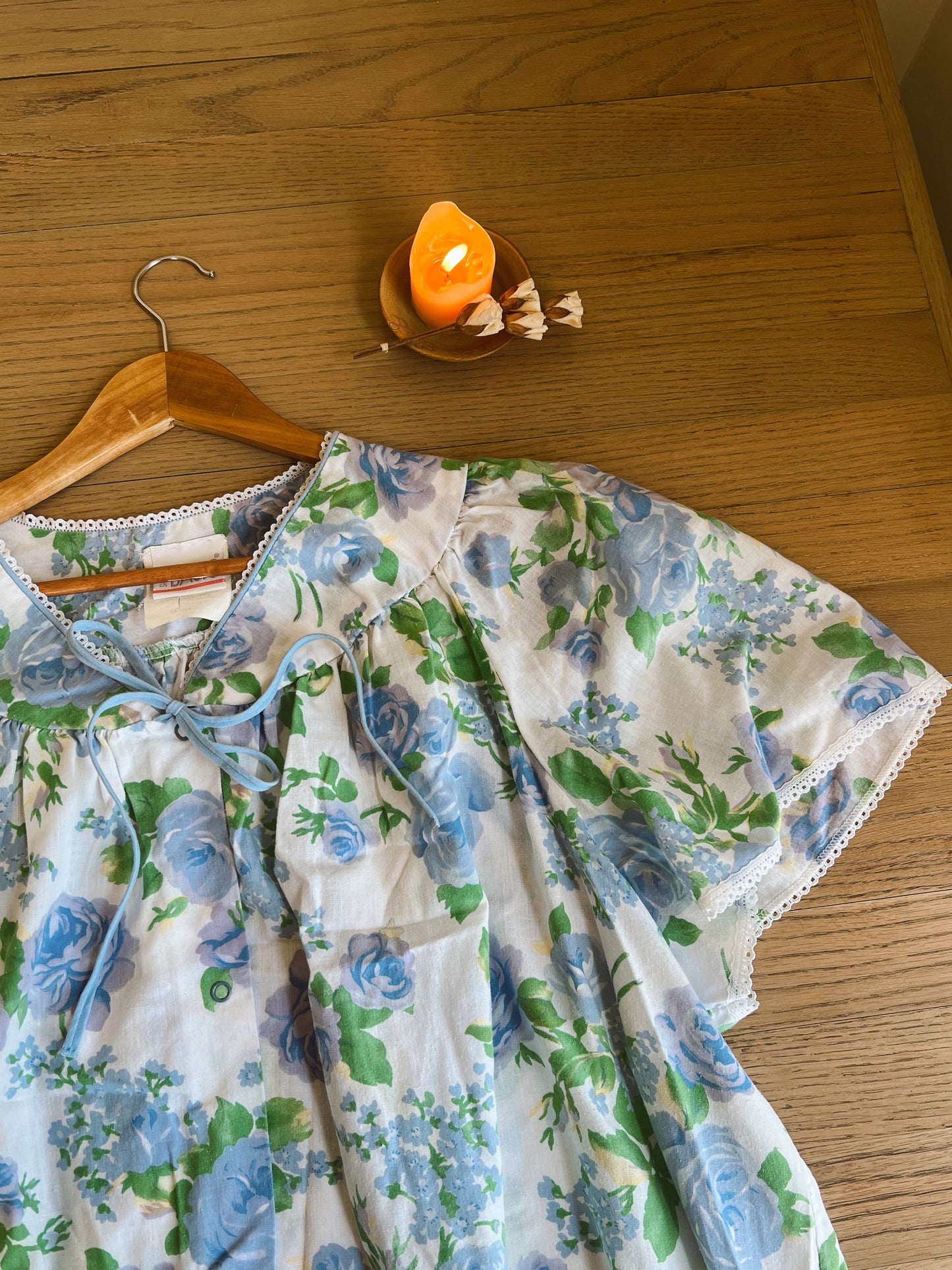 Beautiful Floral Nightgown (2X/3X)