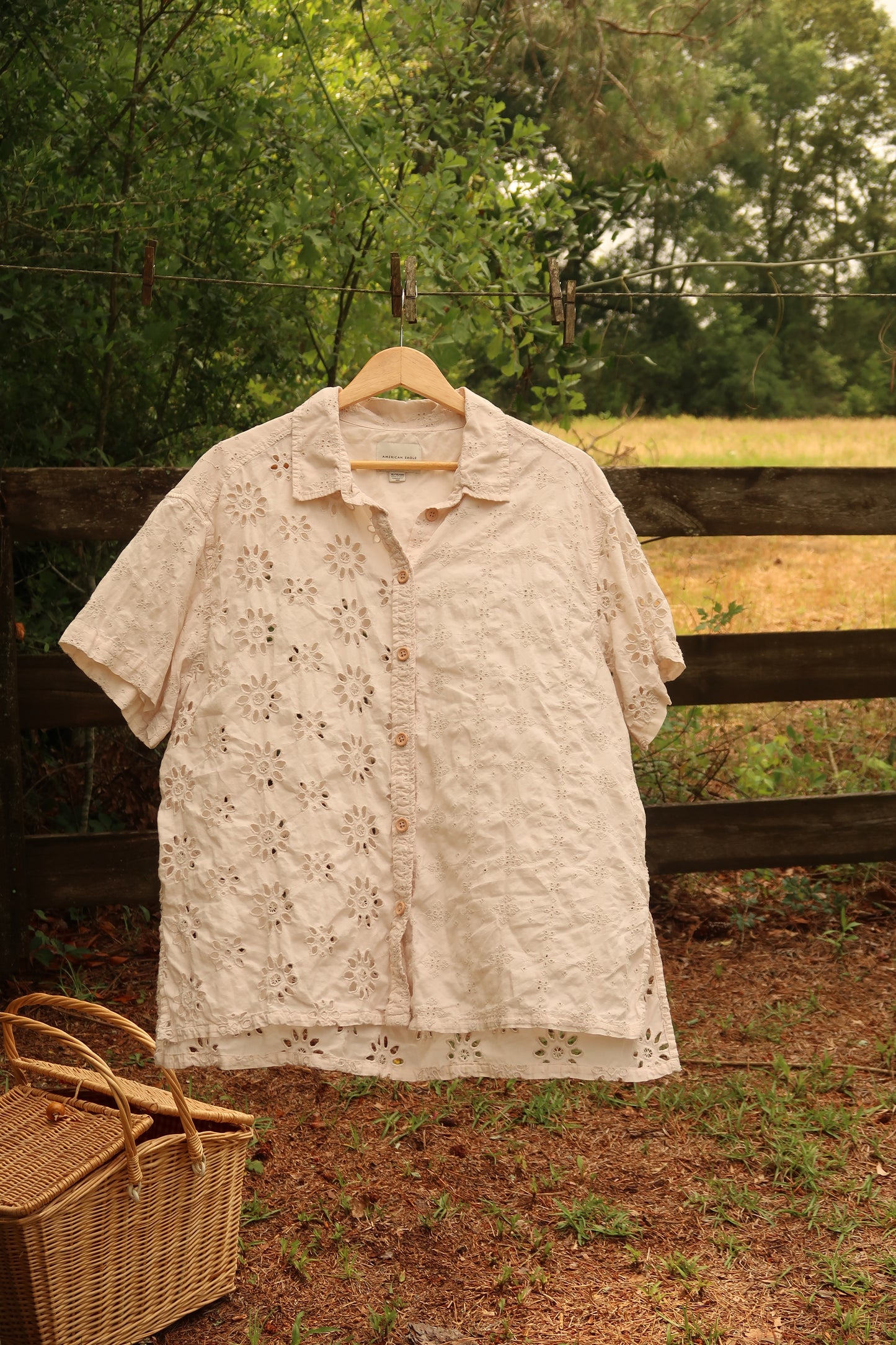 Beautiful Embroidered Blouse (XL)