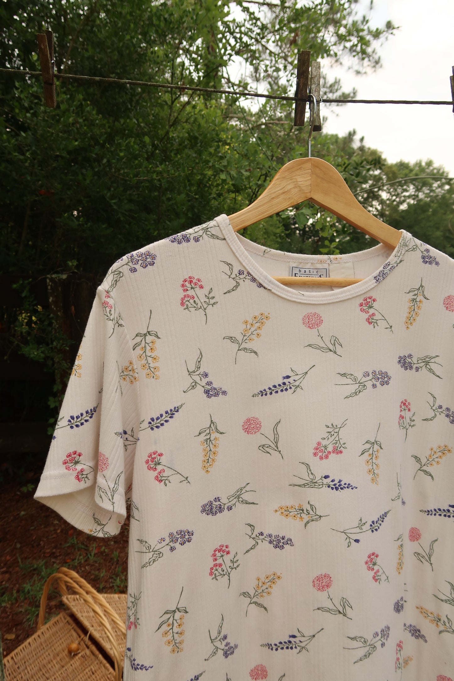 Vintage Floral Tee (XL)