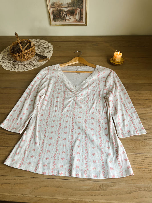 Dainty Floral Blouse (M)