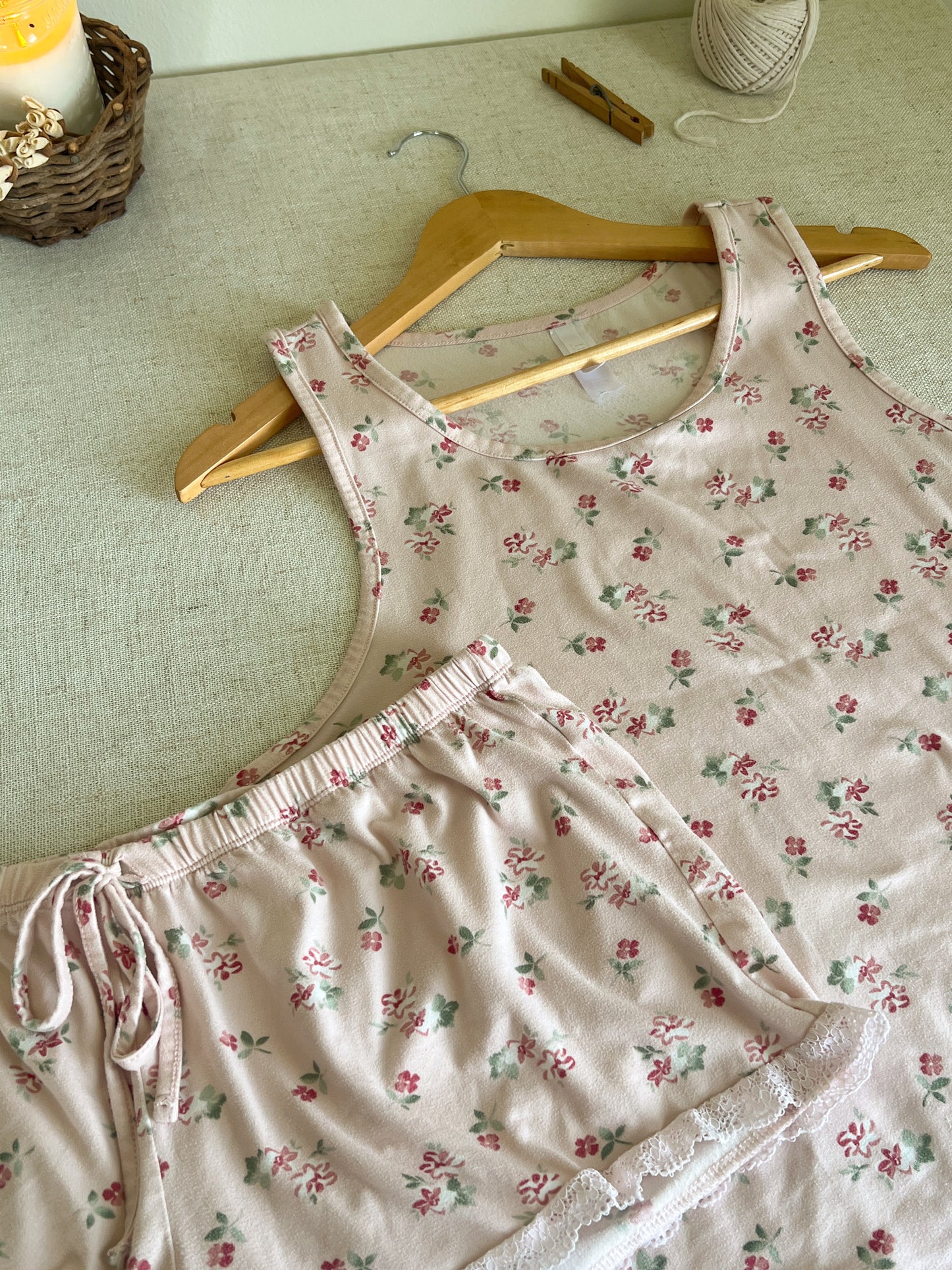 Dainty Lounge Set (L)