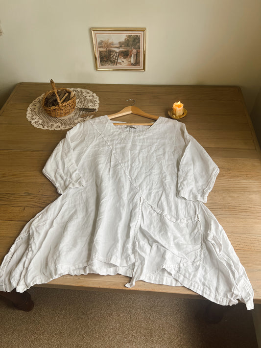 White Linen Blouse (L/XL)