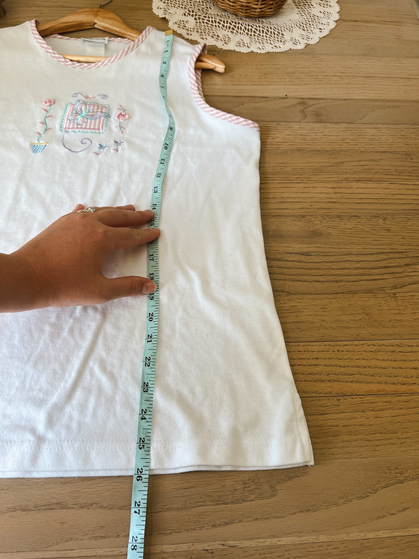 Vtg Embroidered Tank (M)