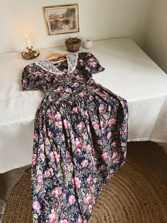 Gorgeous Vintage Dress (S/M)