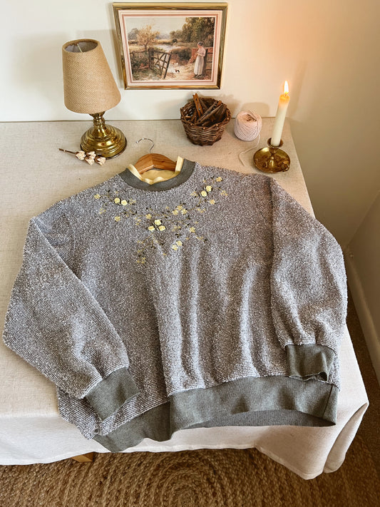 Dainty Vintage Sweater (M)