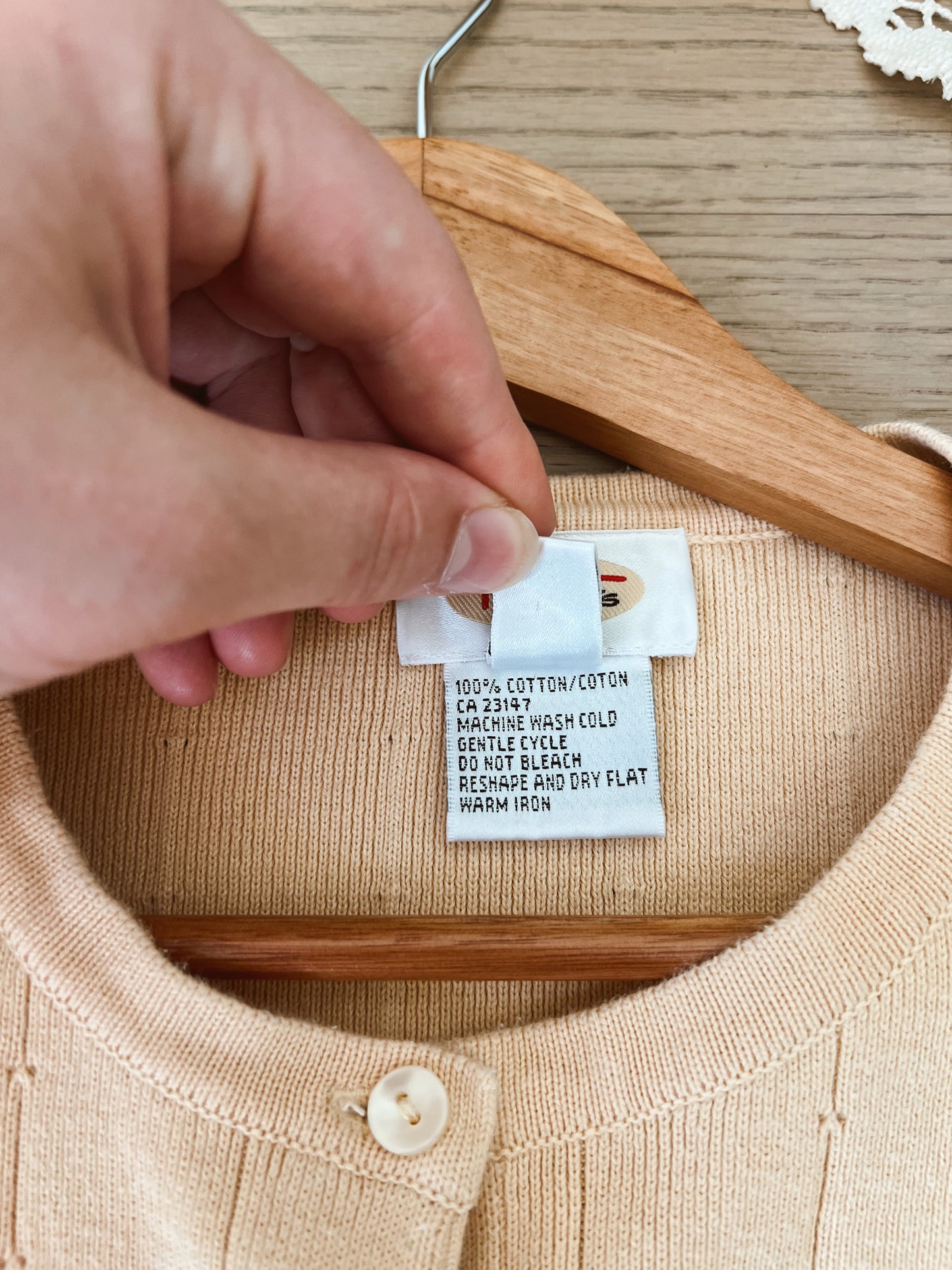 Vtg Butter Yellow Tee & Cardigan (XL)