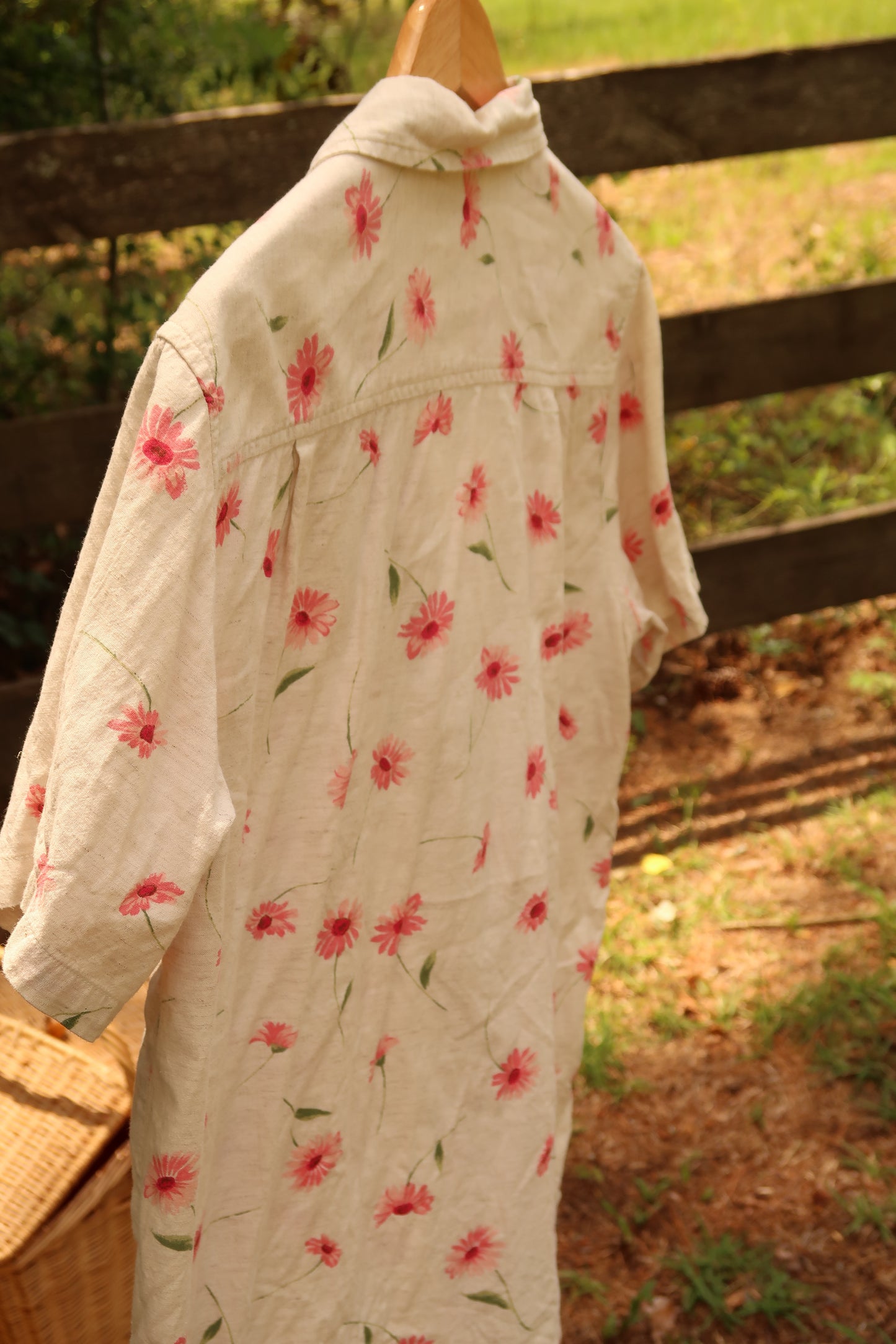 Linen/Cotton Floral Button Up (L)