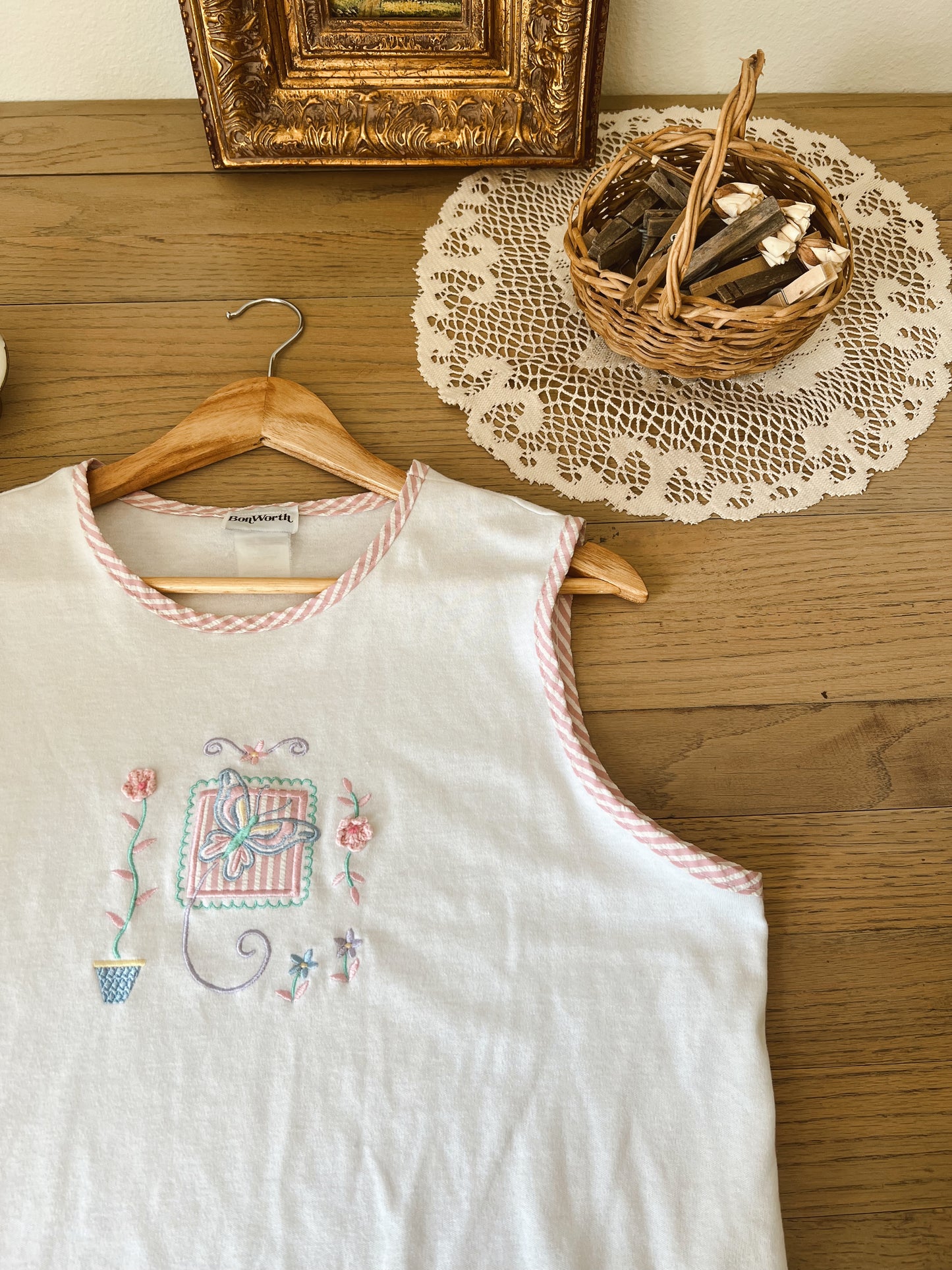 Vtg Embroidered Tank (M)